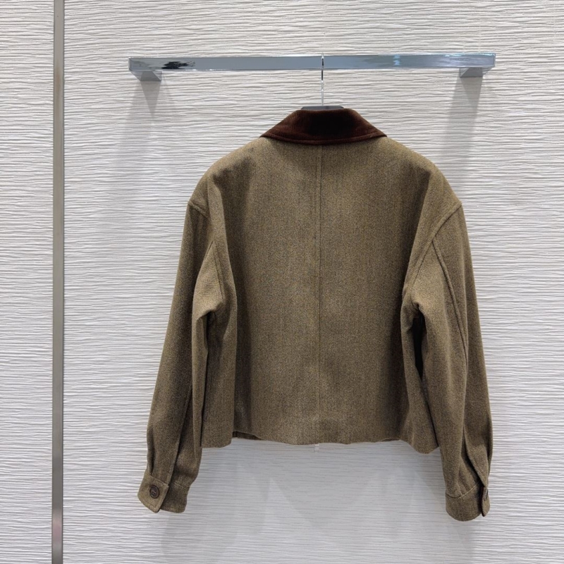 Pra*a outwear